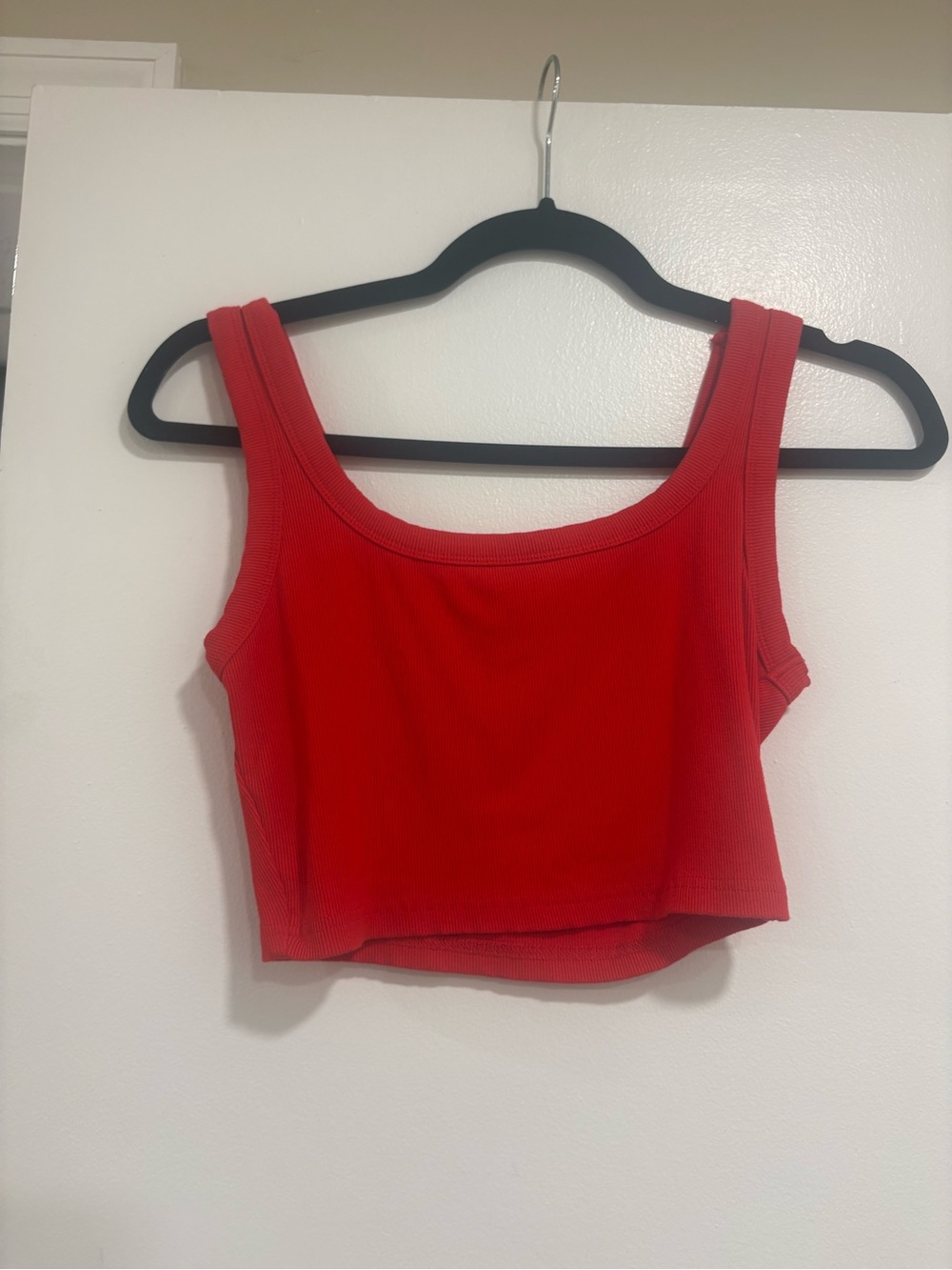 SHEIN Red Ribbed Cropped Tank